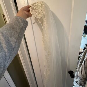 vintage floral lace and pearl floor length band veil
